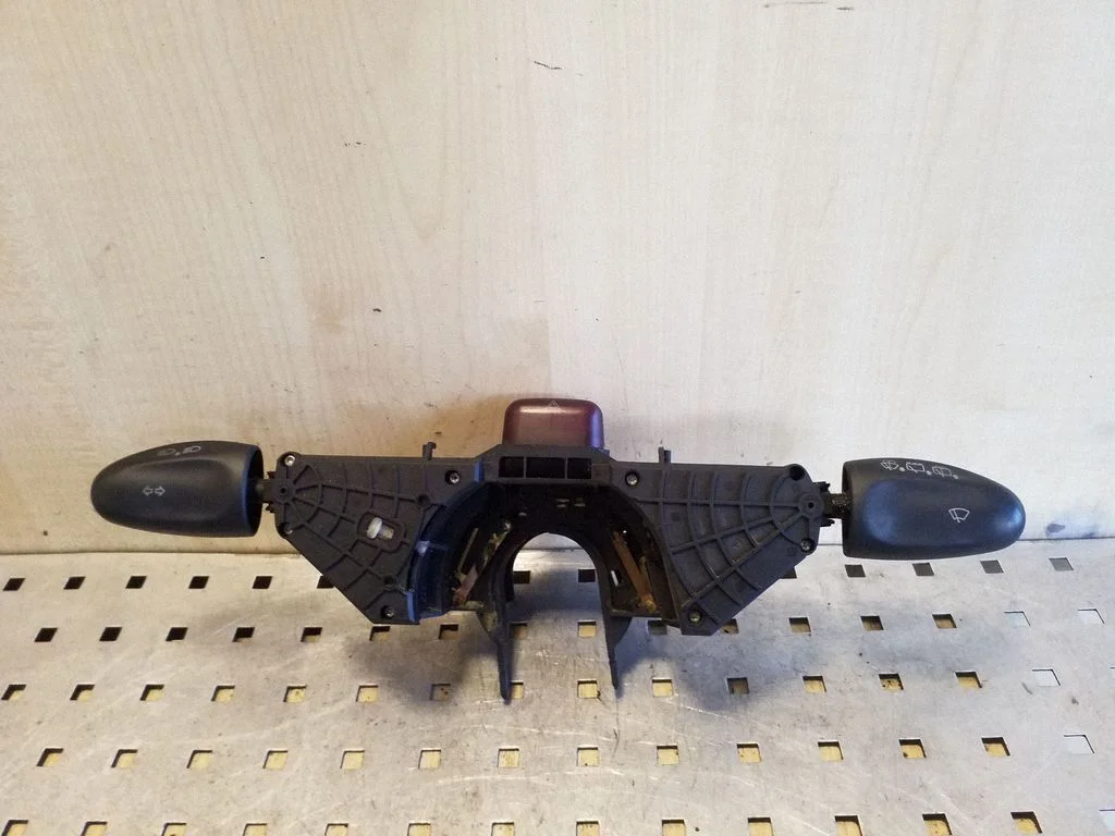 Sviru komplekts 7M0953503F