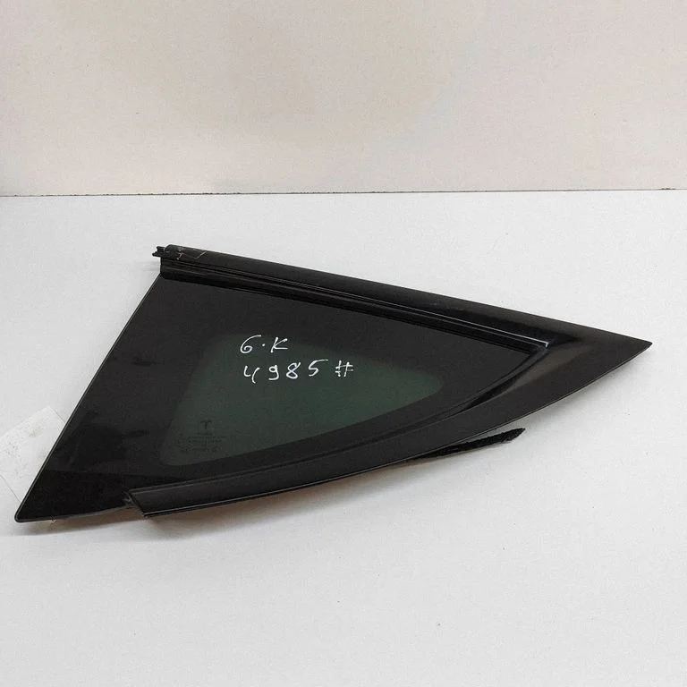 Rear side window 160080800C