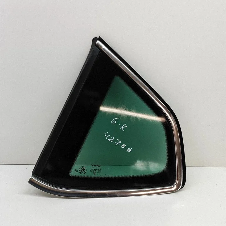Rear side window 5FJ845041K