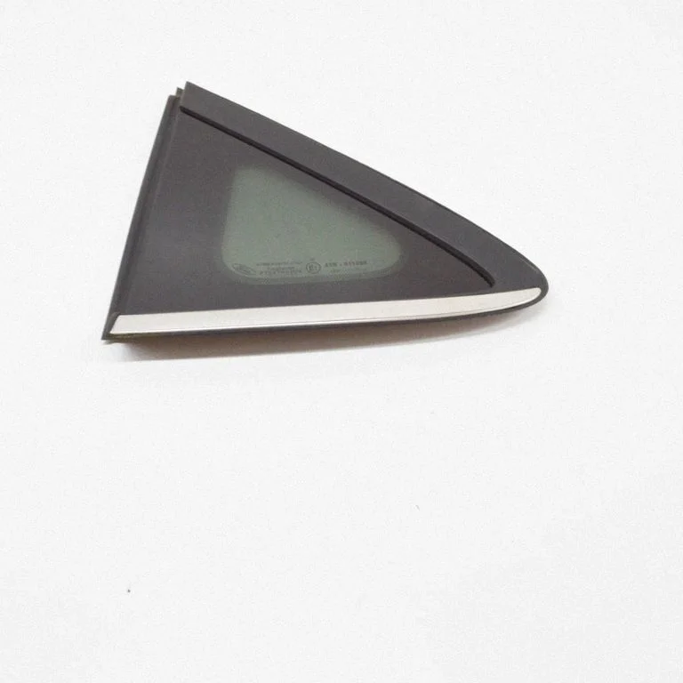 Galinis šoninis kėbulo stiklas