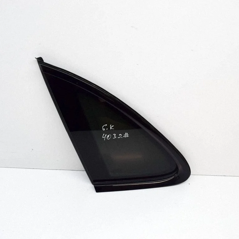 Rear side window 95B845297DL