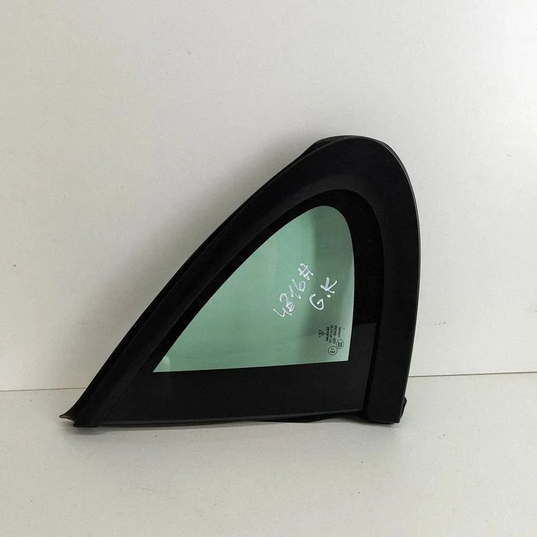 Tagumine kere külgklaas 971845297D