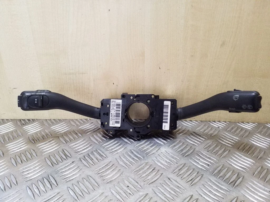 Wiper turn signal indicator stalk/switch 8L0953513J