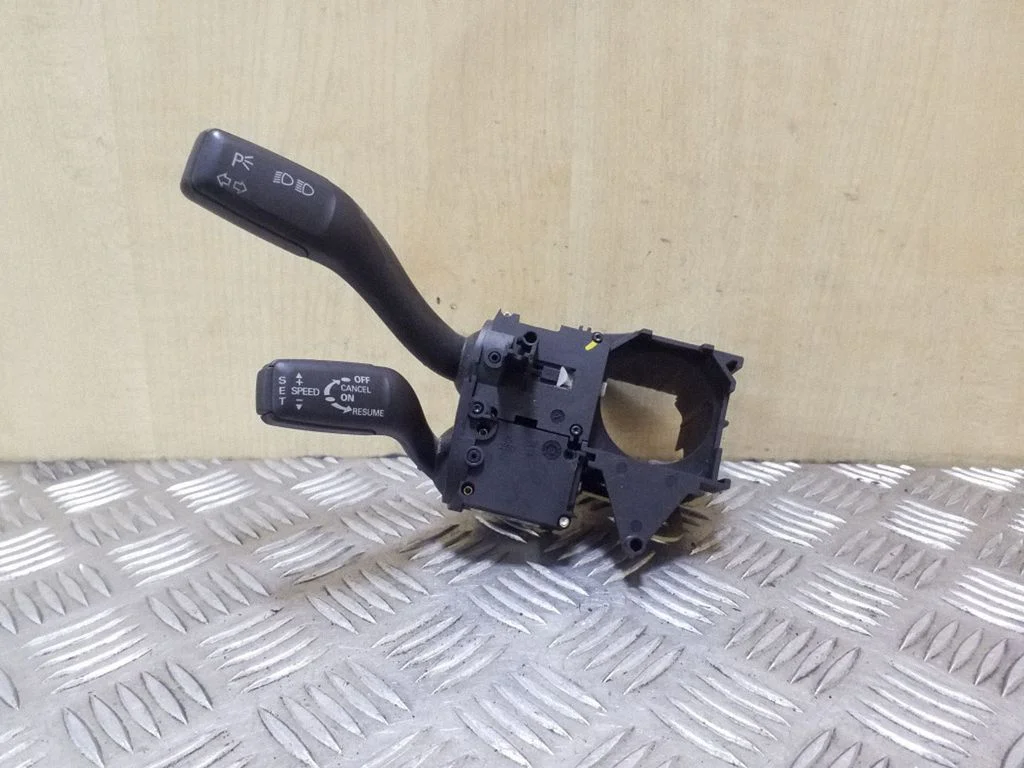 Wiper turn signal indicator stalk/switch 4E0953521