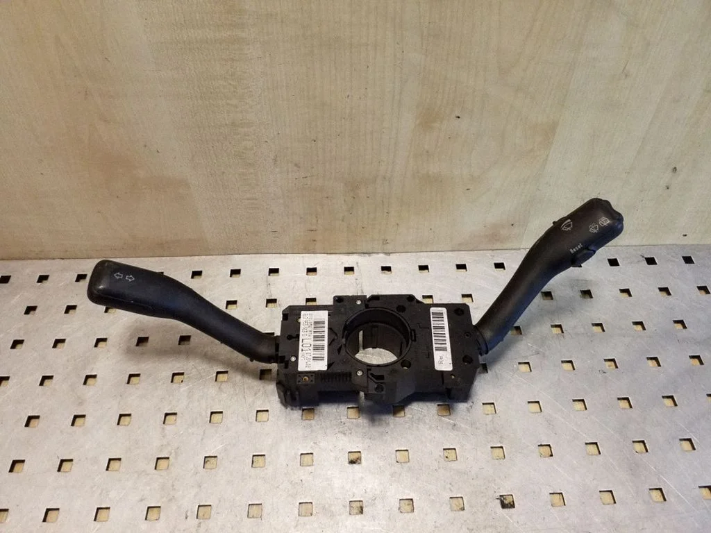 Wiper turn signal indicator stalk/switch 8L0953513G