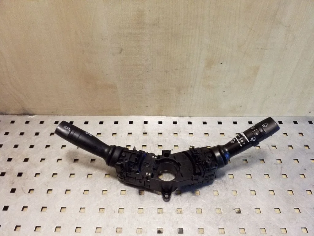 Wiper turn signal indicator stalk/switch – Hyundai i40 (2011-)