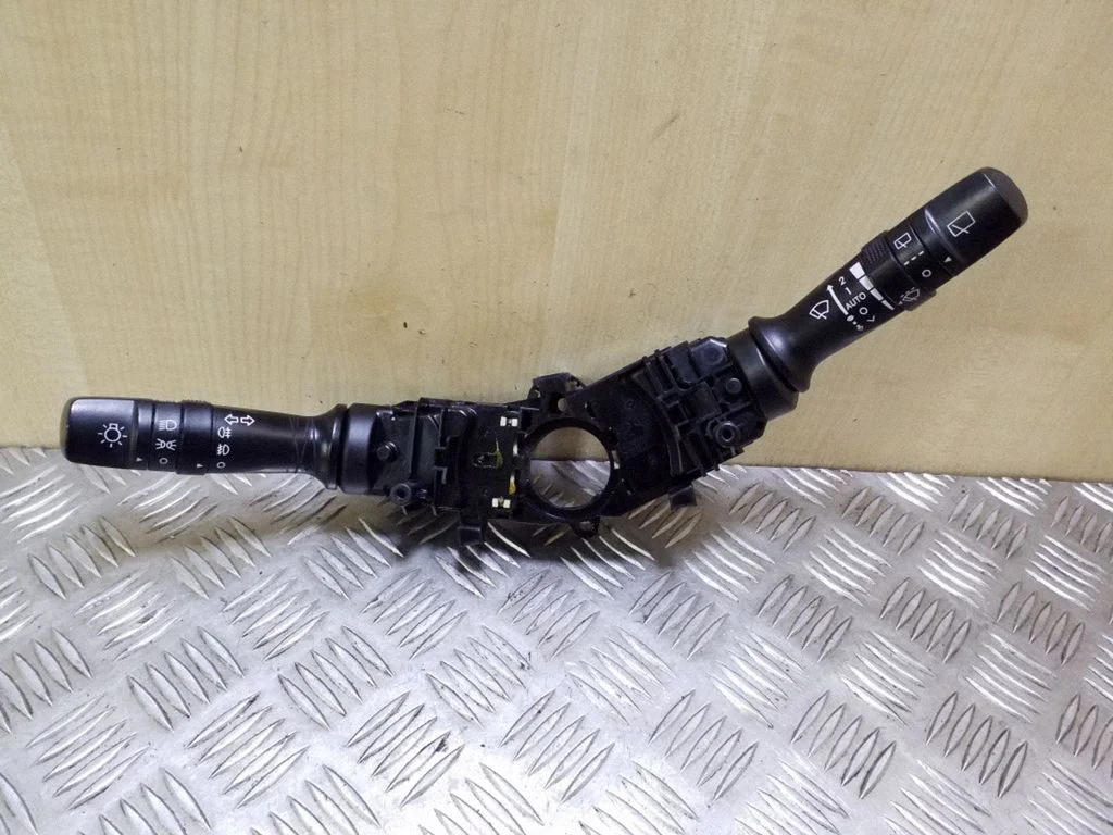 Wiper turn signal indicator stalk/switch – KIA Sportage (2011-2016)