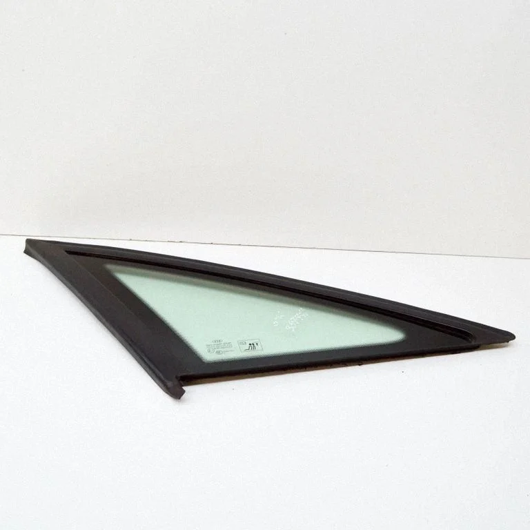 Rear side window 43R001057