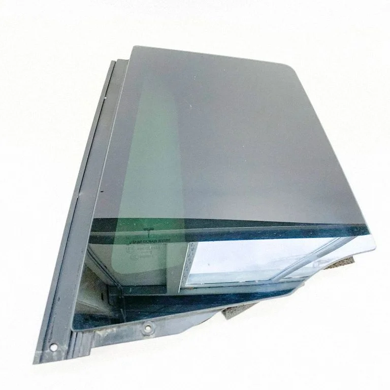 Rear side window 43R004553