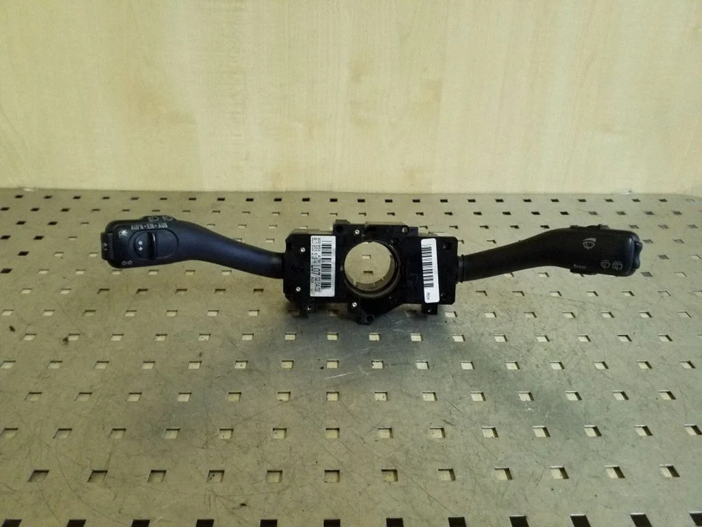 Hoobade komplekt 4B0953503H