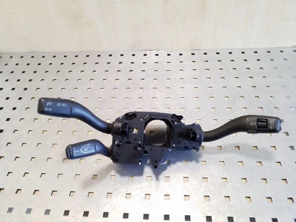 Wiper turn signal indicator stalk/switch 4F0953549A
