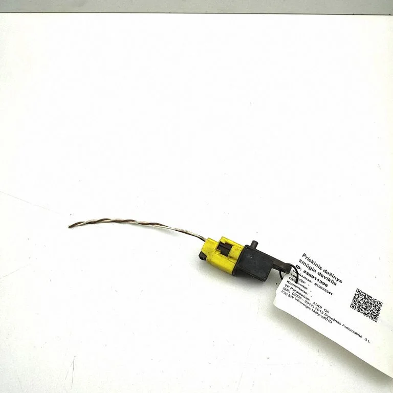 Drošības spilvenu trieciena sensors – Audi Q5 SQ5 8R (2008-2017)