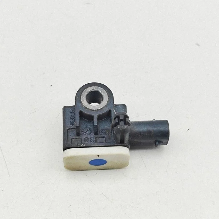 Drošības spilvenu trieciena sensors 7P0959651