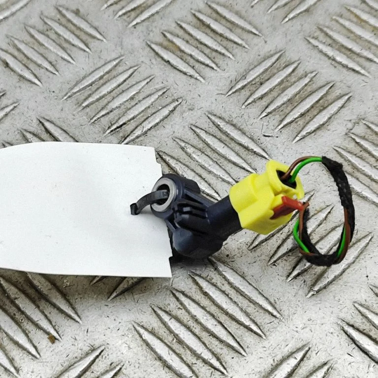 Drošības spilvenu trieciena sensors 4M0959643