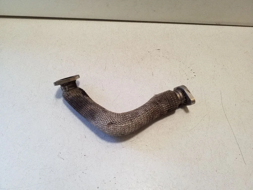 EGR valve line/pipe/hose 059131525AC