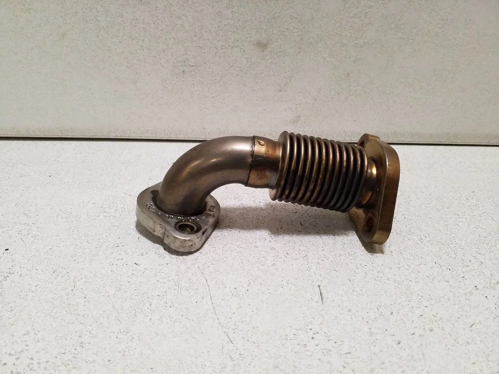 EGR valve line/pipe/hose A6511411004