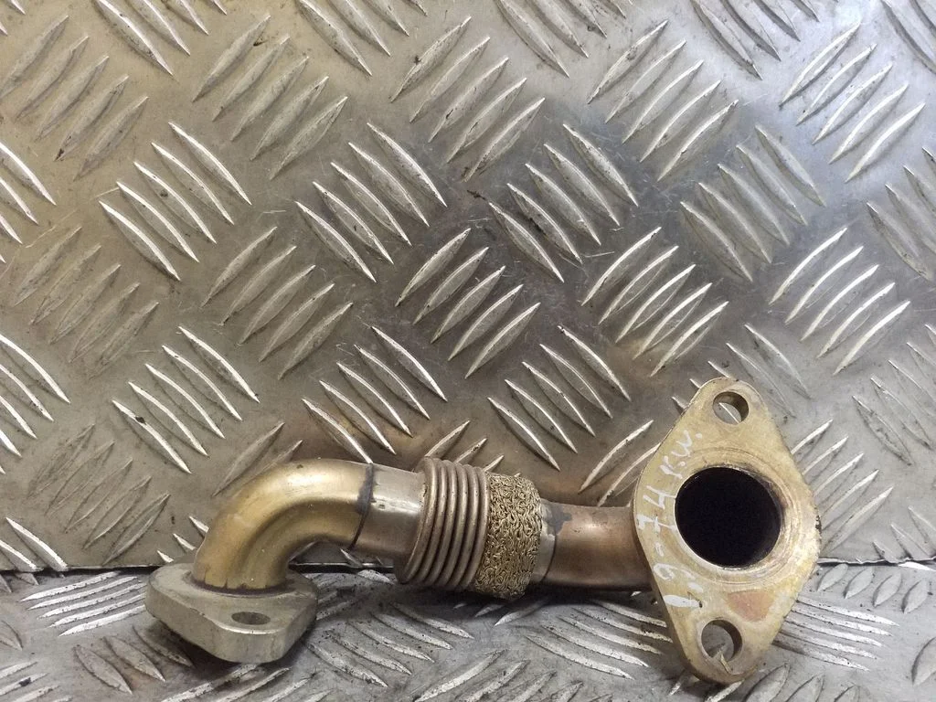 EGR-klapi toru (-d)/ voolik (-ud) 038131521B