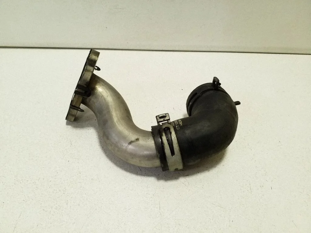 EGR valve line/pipe/hose