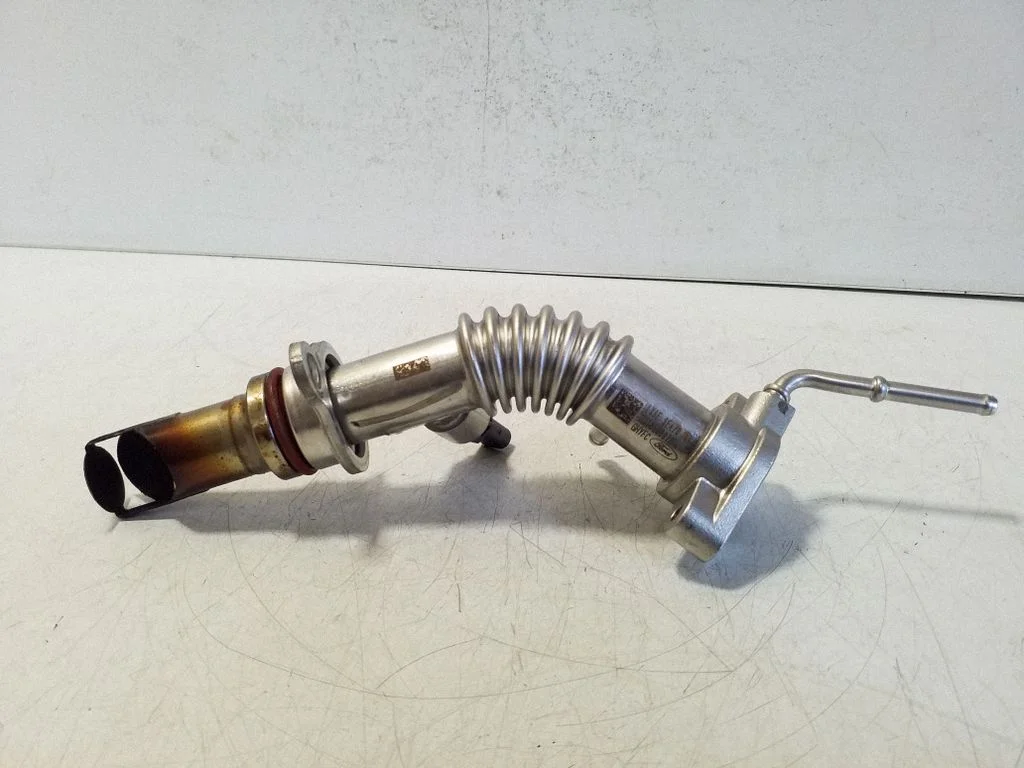 EGR-klapi toru (-d)/ voolik (-ud) LX6E9E470AB