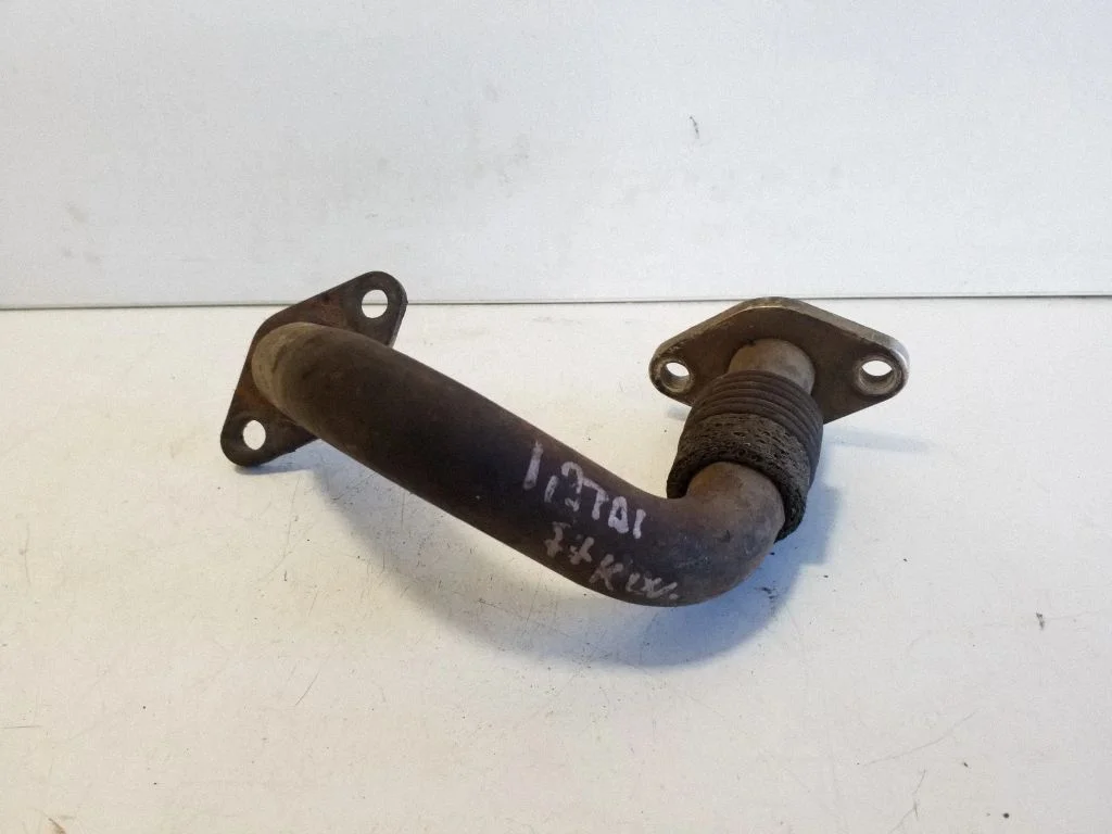 EGR caurule (-es)/ šļūtene (-es) 03G131521R