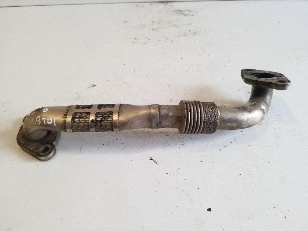 EGR caurule (-es)/ šļūtene (-es) – Volkswagen Passat B6 (2005-2010)