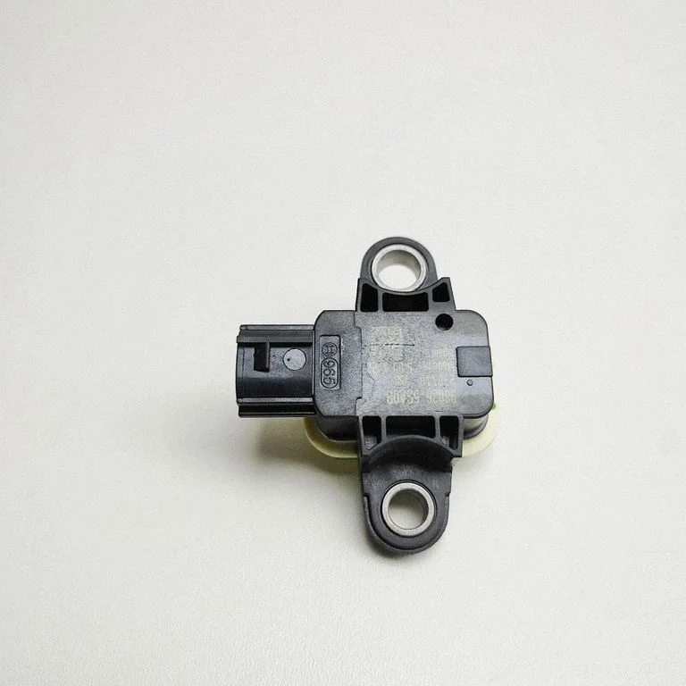 Drošības spilvenu trieciena sensors 988365SA0B