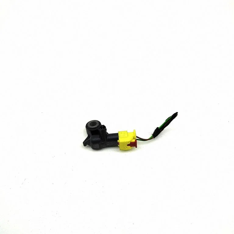 Drošības spilvenu trieciena sensors 4M0959643