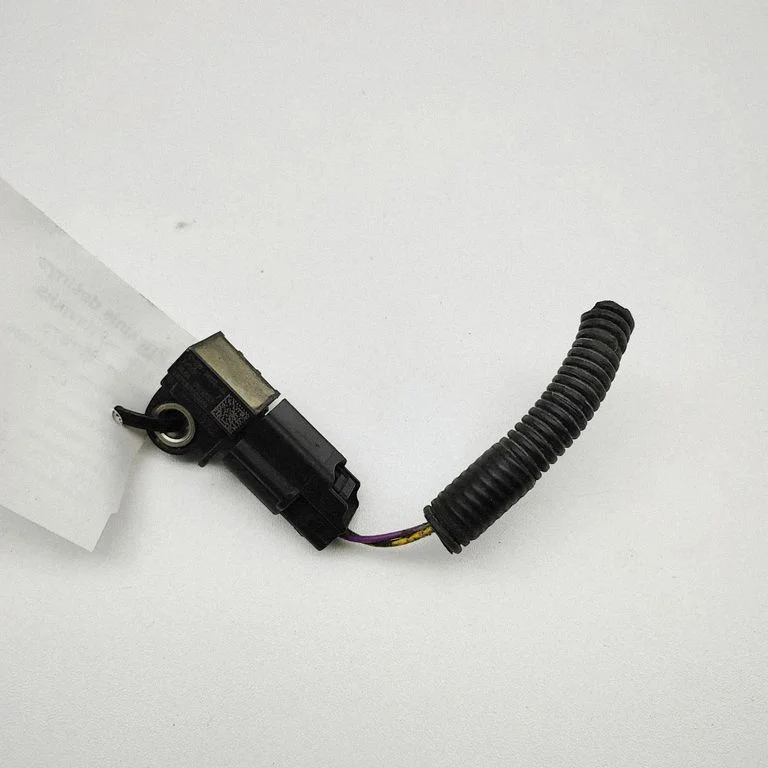 Drošības spilvenu trieciena sensors FR3T14B006AA