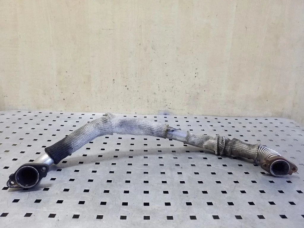 EGR valve line/pipe/hose 9661897380