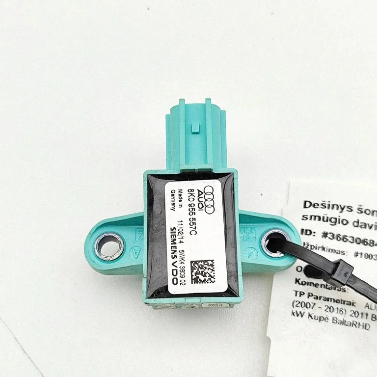 Drošības spilvenu trieciena sensors 8K0955557C