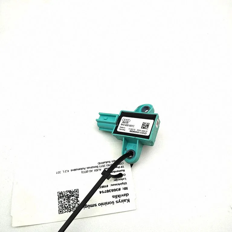 Drošības spilvenu trieciena sensors 8K0955557C