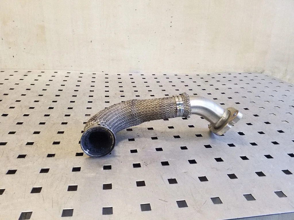 EGR caurule (-es)/ šļūtene (-es) 059131530K