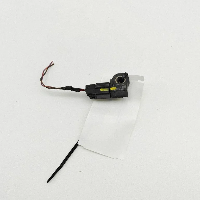 Drošības spilvenu trieciena sensors FH2214B006AB