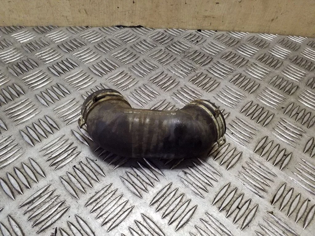 EGR-klapi toru (-d)/ voolik (-ud) 04L131521L