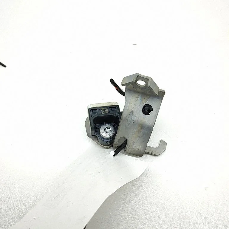 Drošības spilvenu trieciena sensors 9J1907102