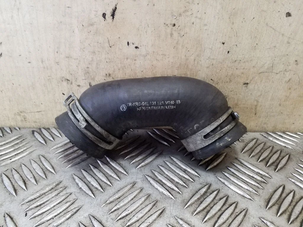 EGR-klapi toru (-d)/ voolik (-ud) 04L131521