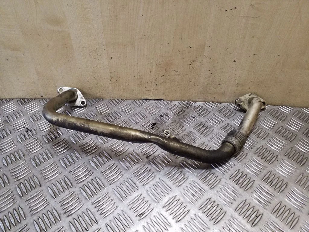 EGR-klapi toru (-d)/ voolik (-ud) 03G131521AB