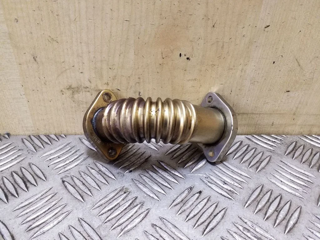 EGR valve line/pipe/hose 059131525AL
