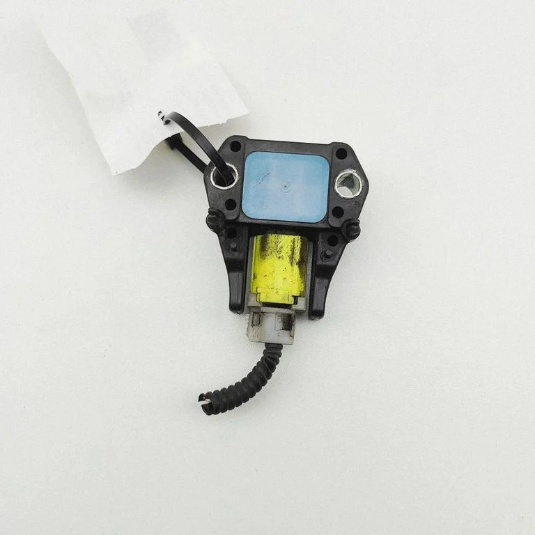 Drošības spilvenu trieciena sensors – Lexus IS III XE30 (2013-2020)