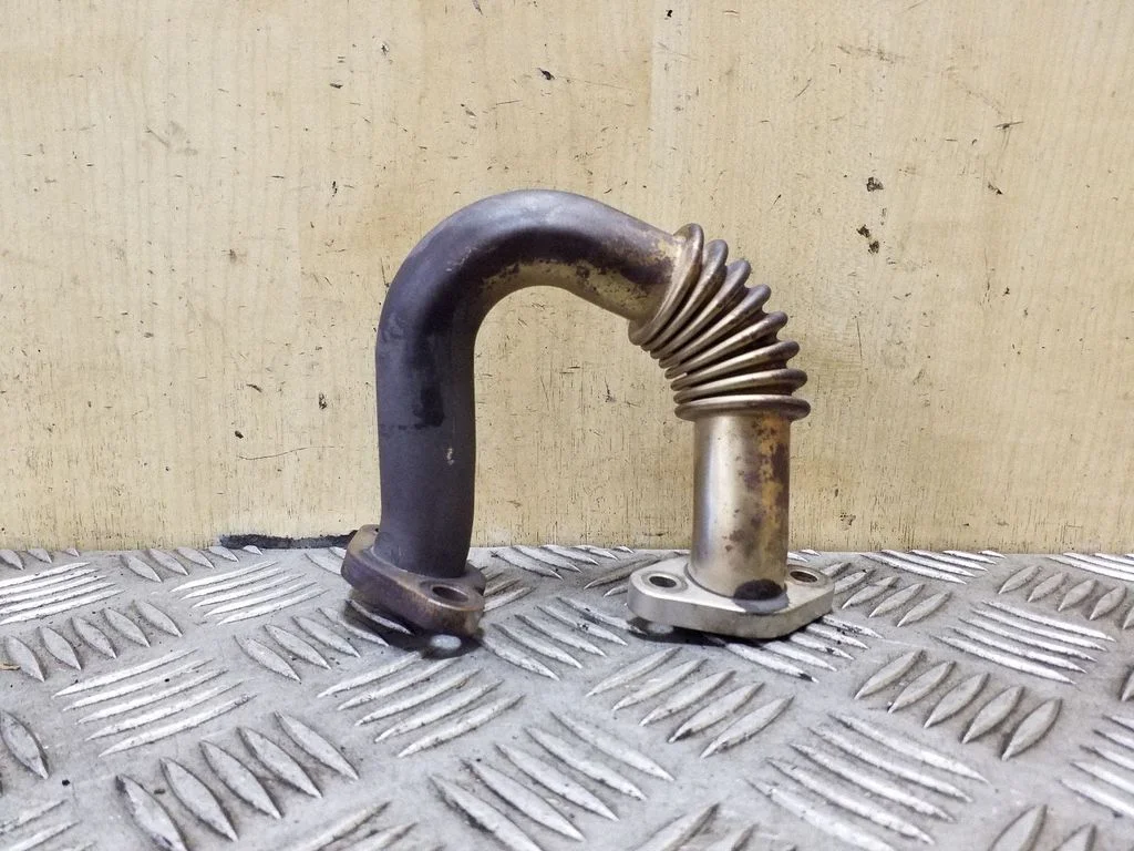 EGR valve line/pipe/hose 03P131521B