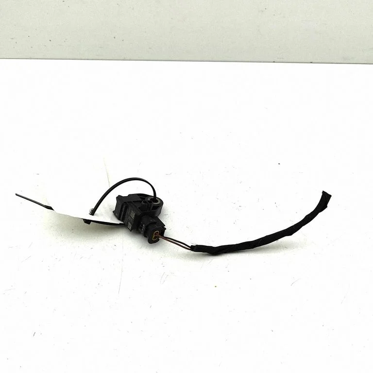 Drošības spilvenu trieciena sensors 5WA907651