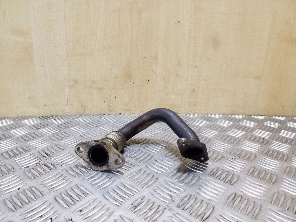 EGR-klapi toru (-d)/ voolik (-ud) 03G131521R