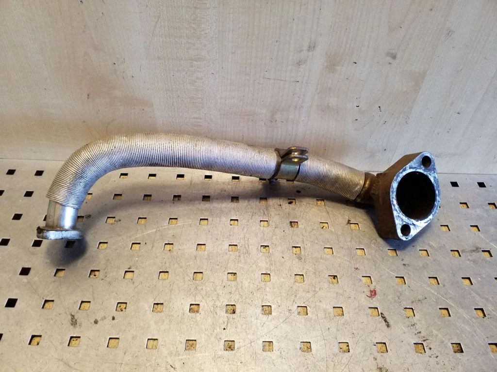 EGR-klapi toru (-d)/ voolik (-ud) – Mitsubishi Pajero Sport I (1996-2008)