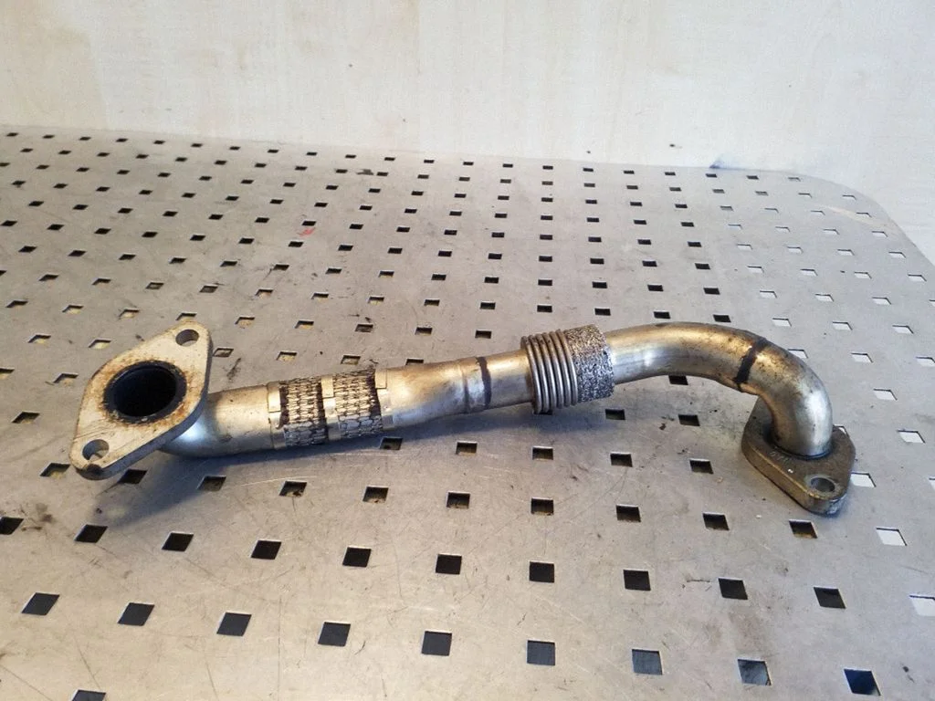 EGR-klapi toru (-d)/ voolik (-ud) 03G131521F