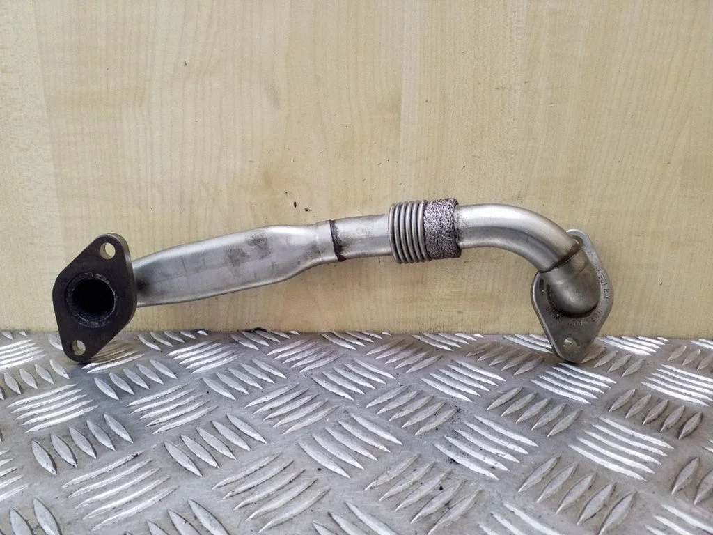 EGR valve line/pipe/hose 038131521BM
