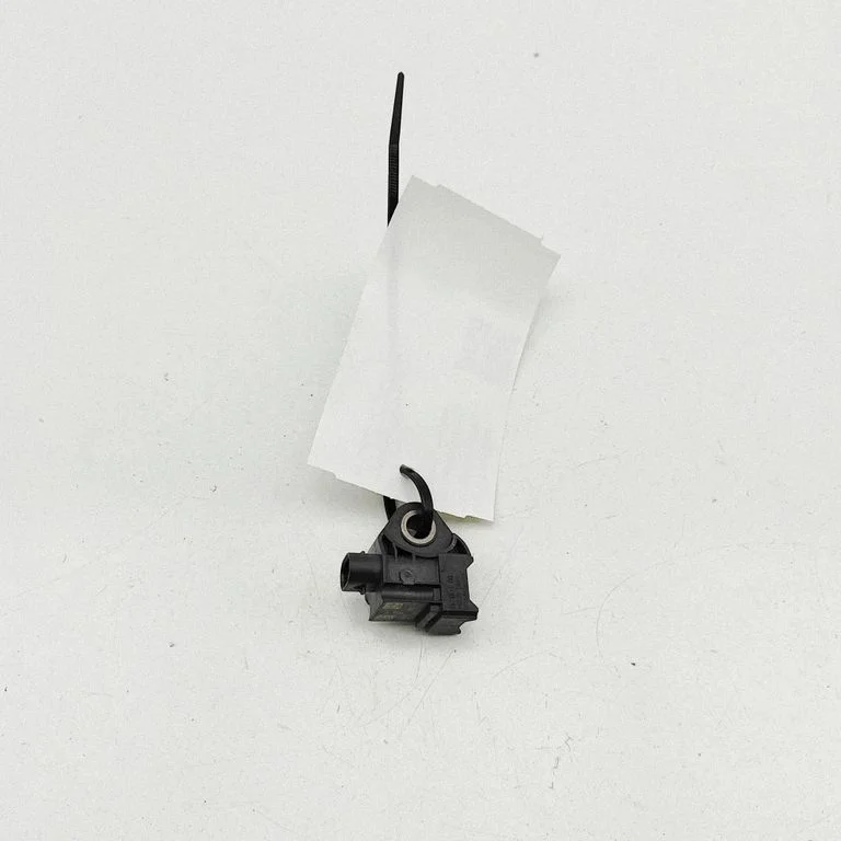 Drošības spilvenu trieciena sensors 4N0959651D