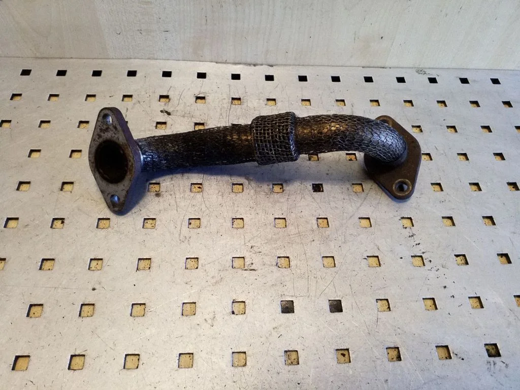 EGR caurule (-es)/ šļūtene (-es) – Audi A3 S3 8L (1996-2003)