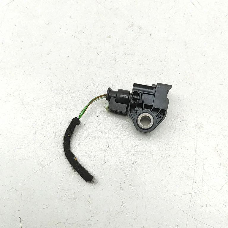 Drošības spilvenu trieciena sensors A2139051300