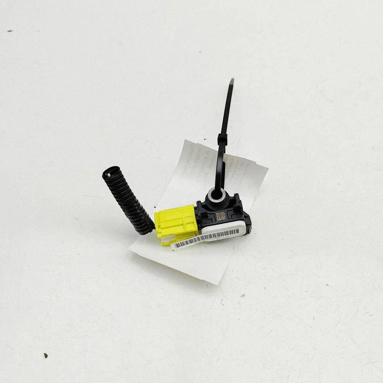Turvapadja löögiandur 988301EA0A