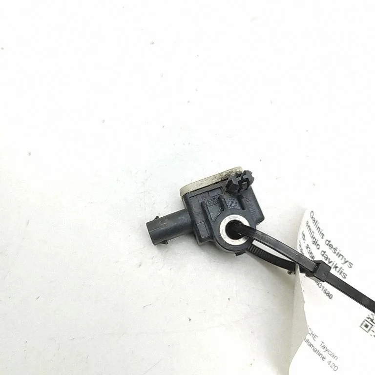 Drošības spilvenu trieciena sensors – Porsche Taycan 9J1 (2019-)